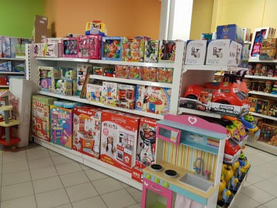 KARUPOEG PUHH OÜ, KJØPESENTER, TARTU - levering av nytt handelsutstyr 6